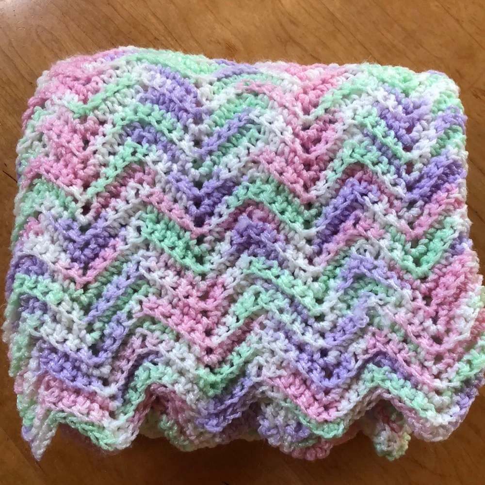 Hand Knit Baby Blanket -Pastel Colors-Green, Purple, White, Pink- New- 32” x 38” - Picture 12 of 14